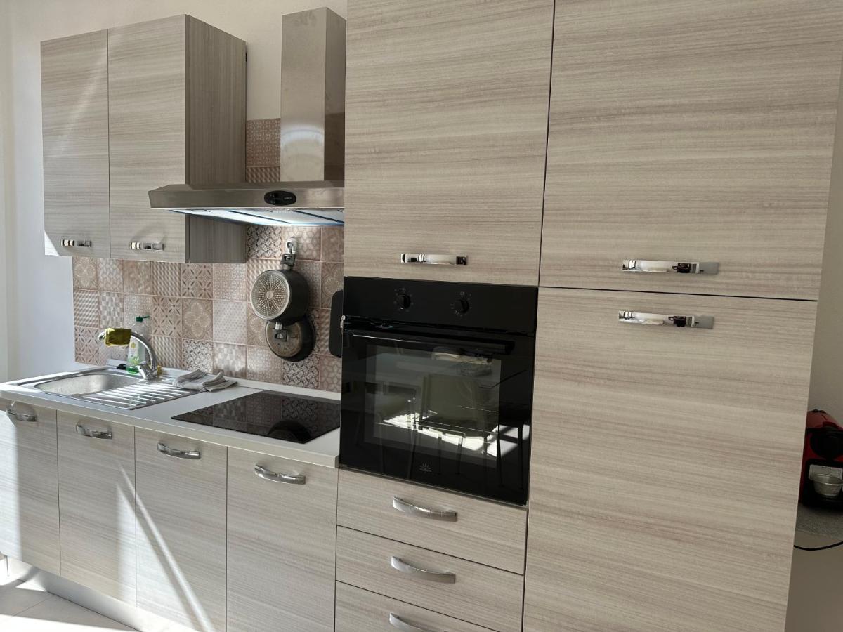 Appartement Grande Stanza Matrimoniale In Palazzo Signorile à Mirandola Extérieur photo