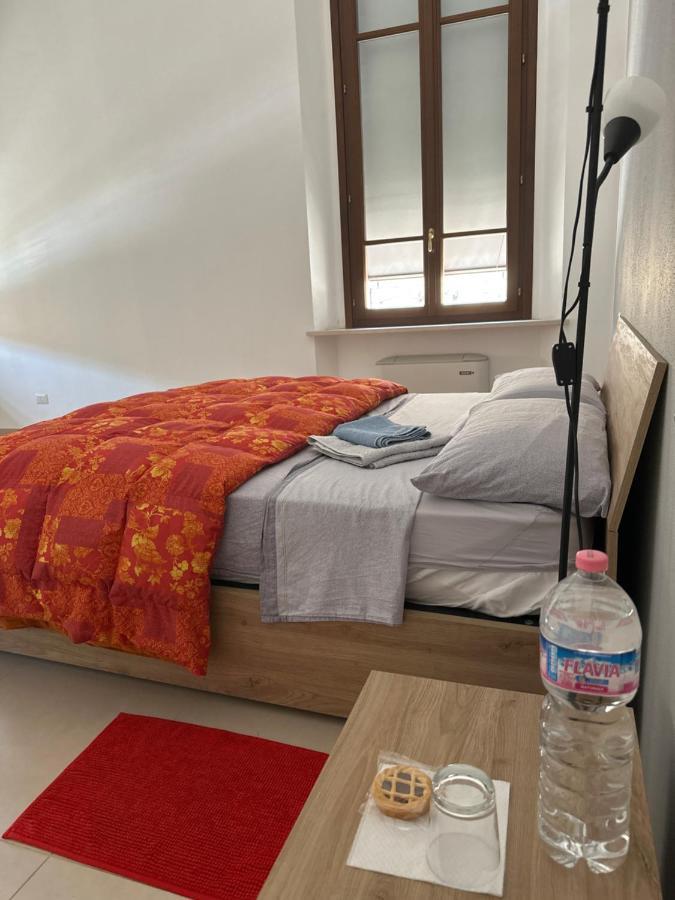 Appartement Grande Stanza Matrimoniale In Palazzo Signorile à Mirandola Extérieur photo