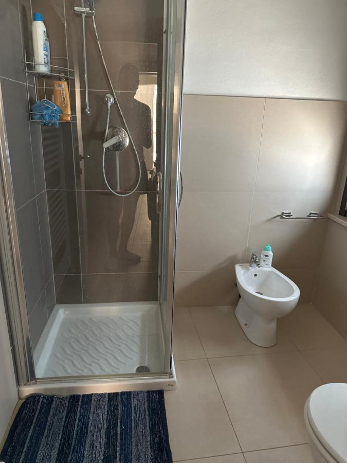 Appartement Grande Stanza Matrimoniale In Palazzo Signorile à Mirandola Extérieur photo